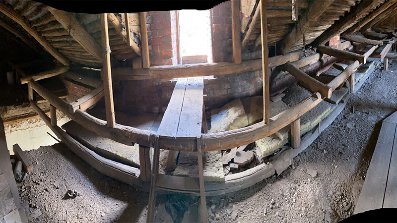 4before_underroof3